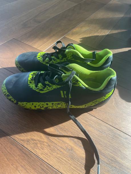 Kopačky zn.kensis vel.32, 32