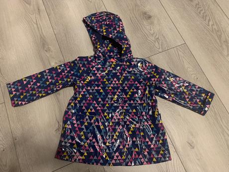 Predám bundu do dažďa, next,104