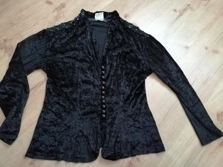 Čierne zamatové sako, 40