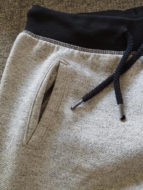 Tepláky, lupilu,152