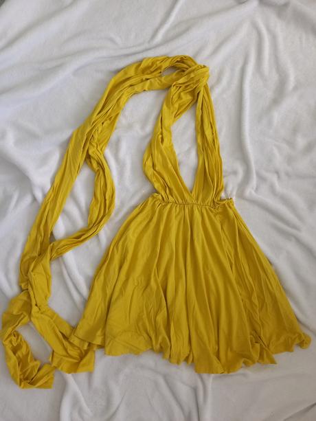 Žlté krátke šaty na zavazovanie multiway, 