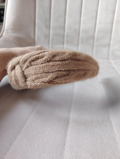 Vlnená bledo hnedá čelenka do vlasov, 