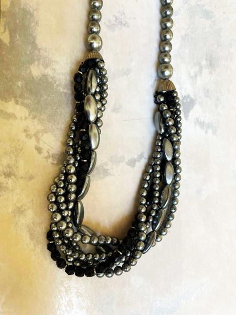 Luxusný náhrdelník, 