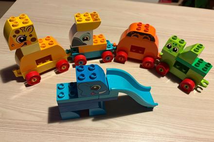 Lego duplo vláčik so zvieratkami,