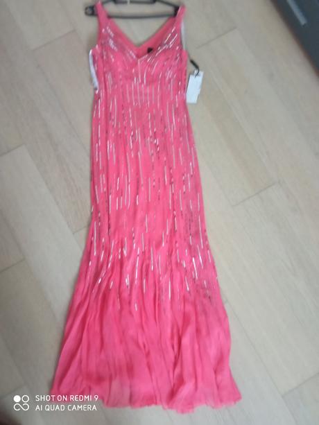 Spoločenské šaty, m