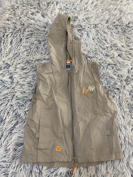 Dievčenská tenká vesta, 152