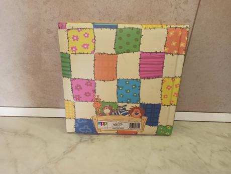 A baby's first word book in the jungle, 