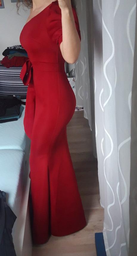 Spoločenské šaty nové, s