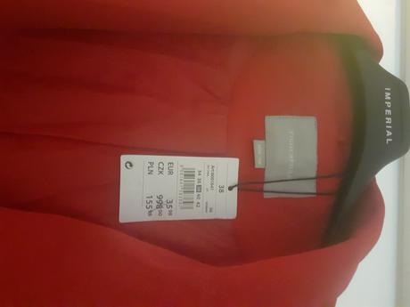 Elegantny damsky cerveny kabat, 164