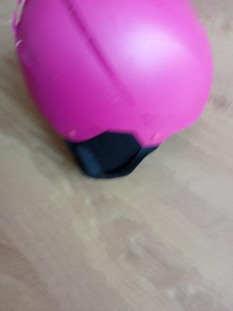 Lyžiarska prilba, s