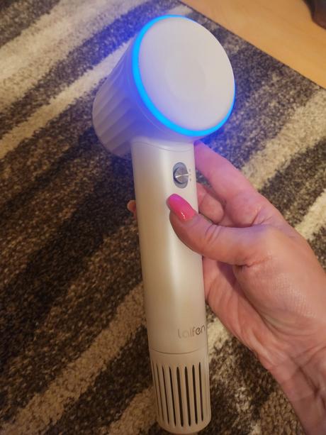 Ionizačný fén laifen,