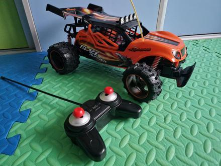 26de_velke auto na dialkove, 