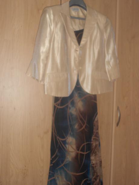 Šaty s kabátikom s doporučeným poštovným v cene, 48