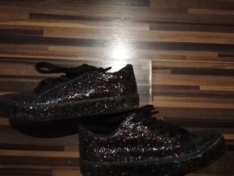 Tenisky, reserved,33