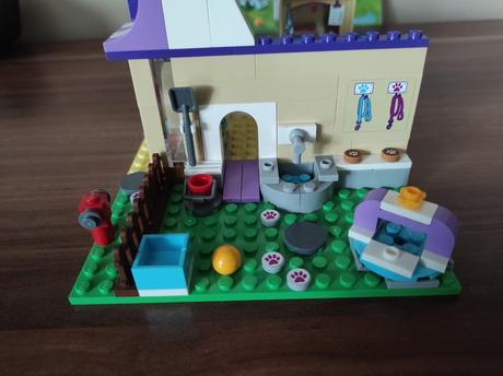 Lego friends psí salón, 