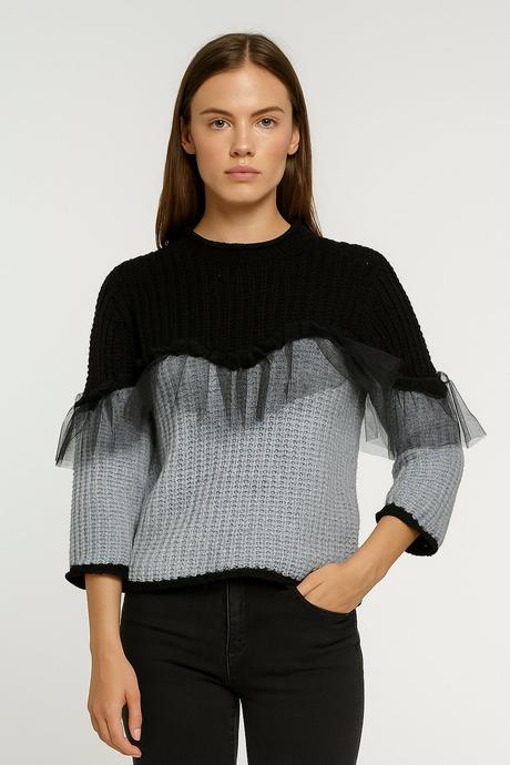 Trendy sveter veľ.uni,