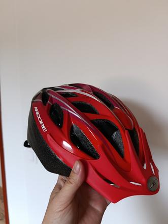 Dámska cyklistická prilba, m