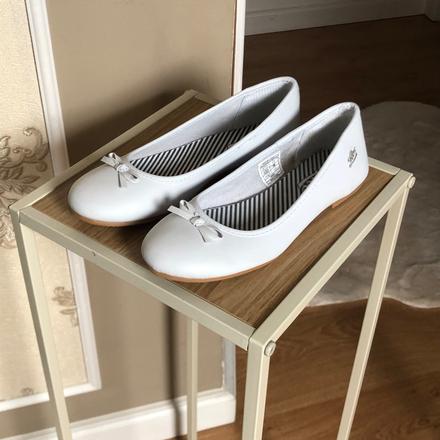 Lico biele kožené balerínky, 34