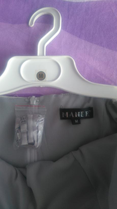 Dámske krátke spoločenské šaty, m