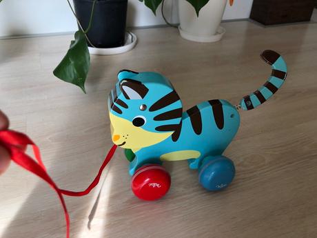 Drevena macicka na tahanie vilac,