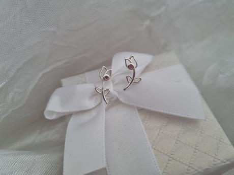 Strieborné náušnice tulipán,