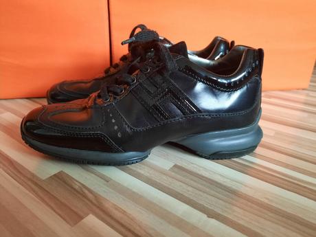 Dievčenské kožené tenisky hogan, 34