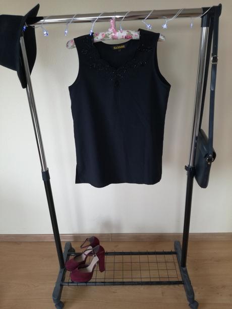 Cierny top s aplikaciou, l