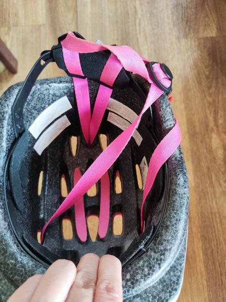 Cyklo prilba alebo na korčule, xs