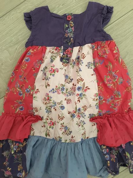 Nádherné šatočky, next,98