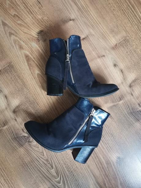 Členkové čižmičky, 37