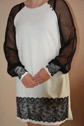 Spoločenské šaty s čipkou, 42