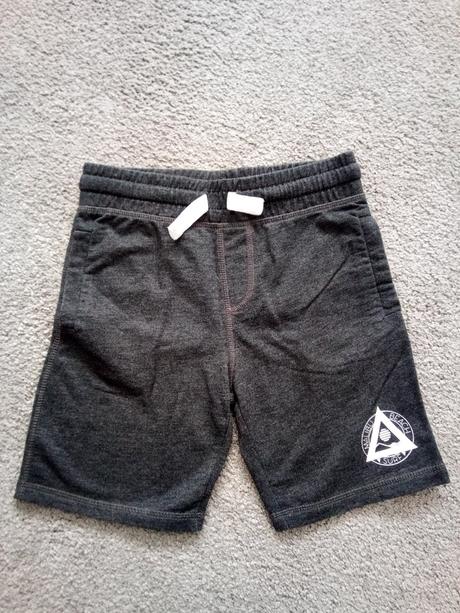 Šortky - teplakove, tesco,128