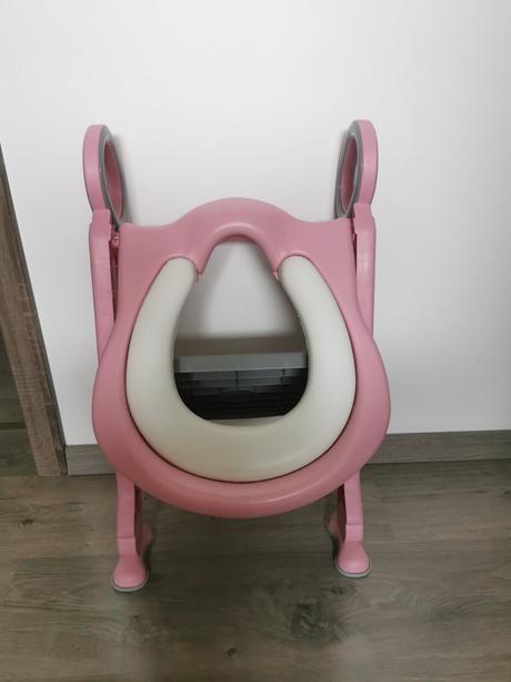 Podsedak so schodikmi, 