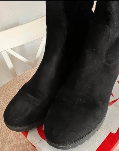 Prechodne elegantne 37, reserved,37