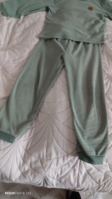 Teplé pyžamo, sinsay,116