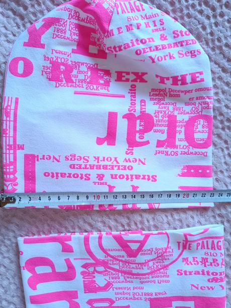 Čiapka+ nakrcnik, <50