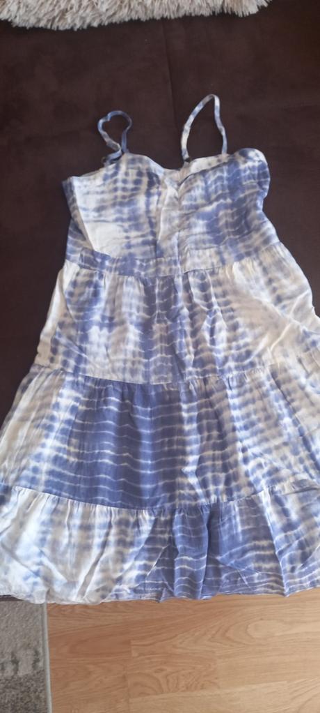 Letné šaty, c&a,152