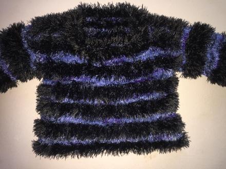 Chlpatkový pulover, 92