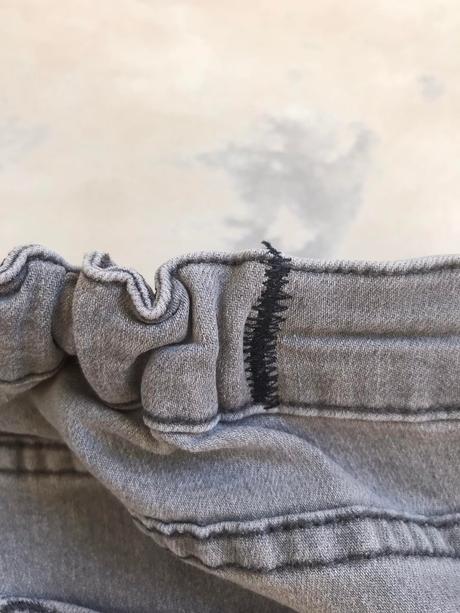 Slimky s vysokým pásom, xs