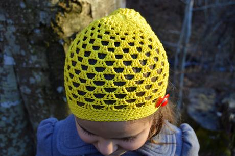 Háčkovaná čiapočka s kvetom, 50 - 158