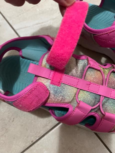 Sketcher sandále, skechers,37