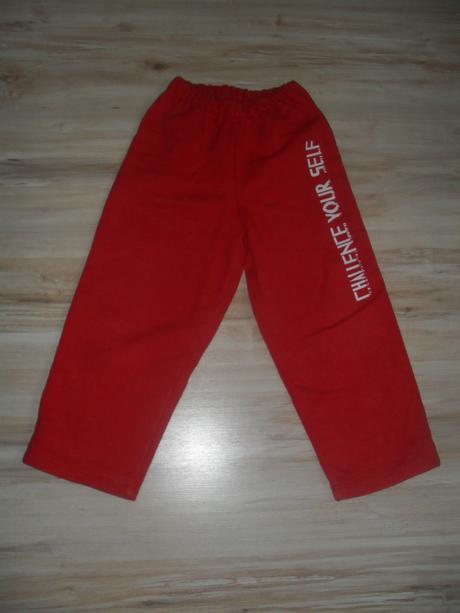 Dievčenské tepláky , 116