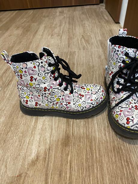 Prechodne dievčenské poltopánky, 29