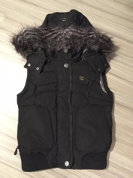 Čierna vesta zn.northland, 34