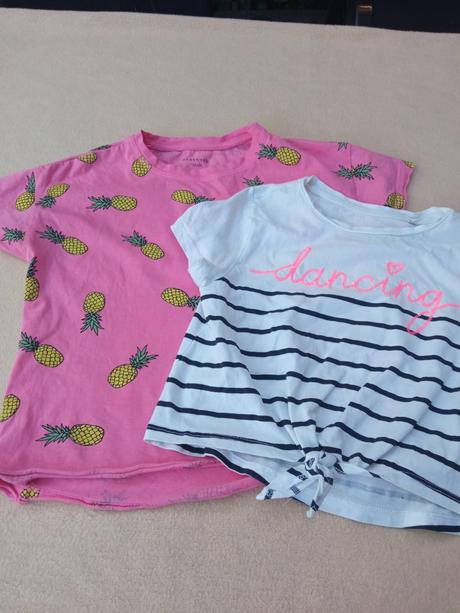 2x croptop, reserved,140