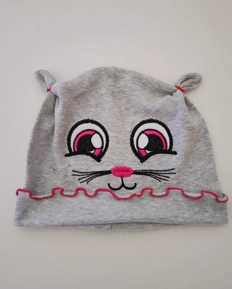 Čiapočka mačička, 98