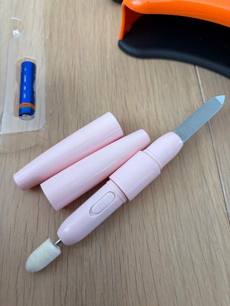 Sally hansen lampa a tchibo pilnik, 