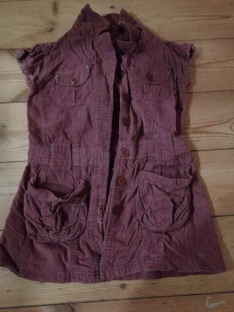 Šaty mensestrove, 104