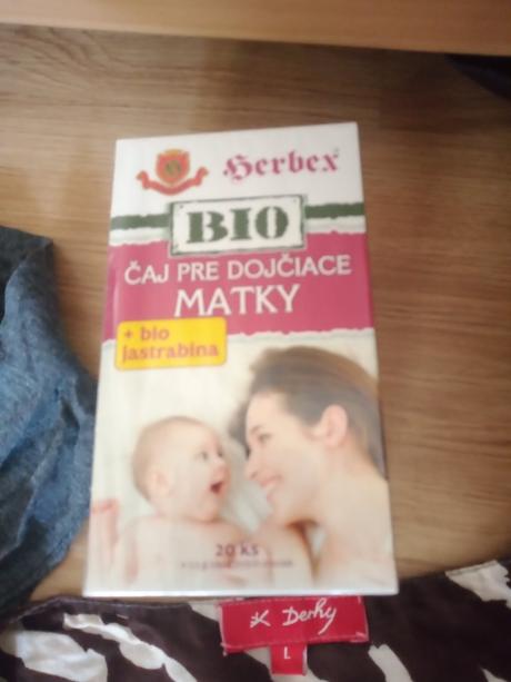 Balík tehotenského oblečenia vel.m a darceky, m