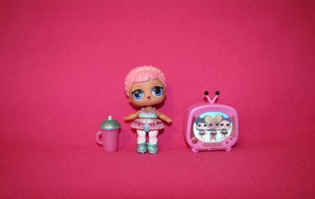 Lol bábika ice sk8ter, 